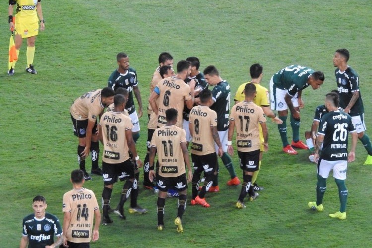 Moisés, do Palmeiras, e Gustavo Henrique, do Santos, pegam pena maior e estão fora do Paulistão